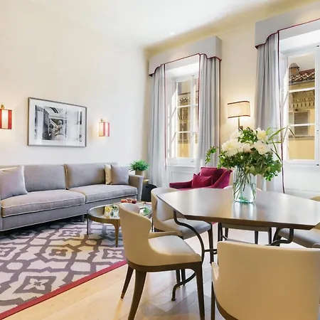 Marchesa Olympia View- La Dimora Degli Affreschi Apartamento